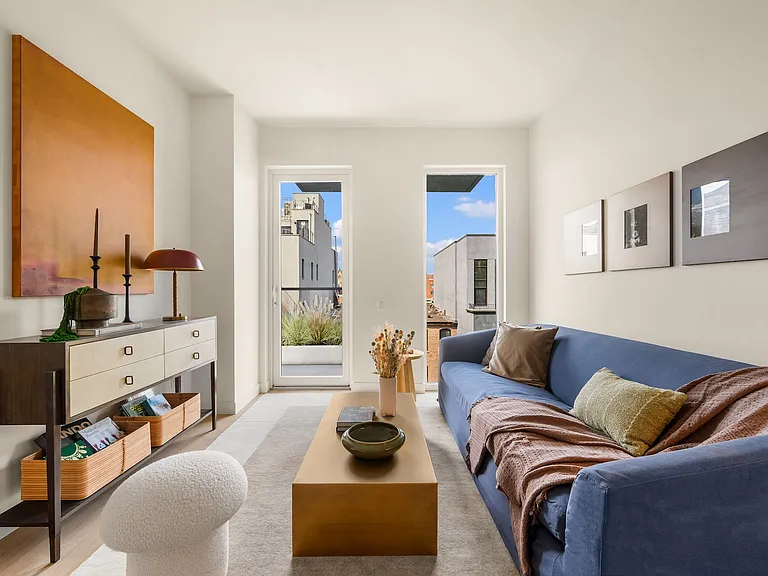 1975 Madison Ave #415 — Photo 1