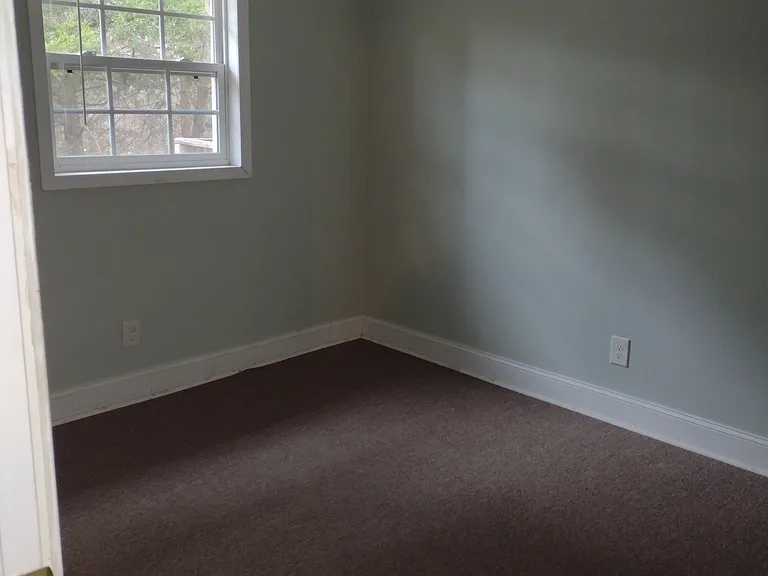 1113 New Rosedale Rd NE — Photo 12