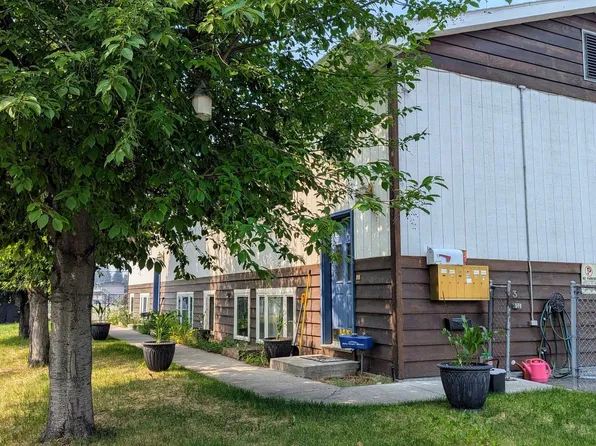 1420 Lacey St, Fairbanks, AK 99701