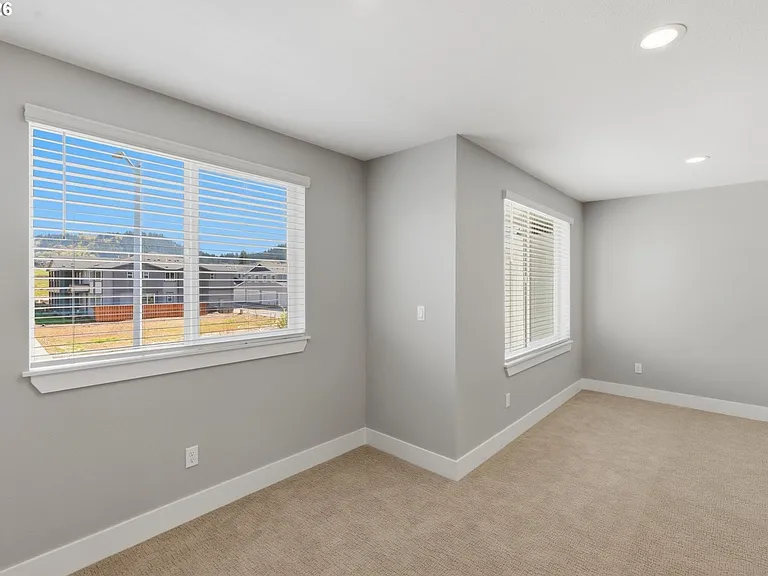 4023 SW Royal Ave — Photo 9