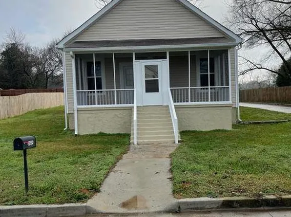 1605 Broad St NE, Conyers, GA 30012