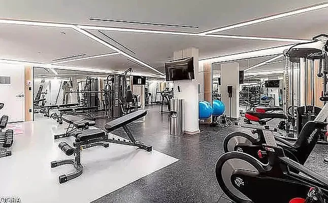 Rented by Highline Residential | media 10