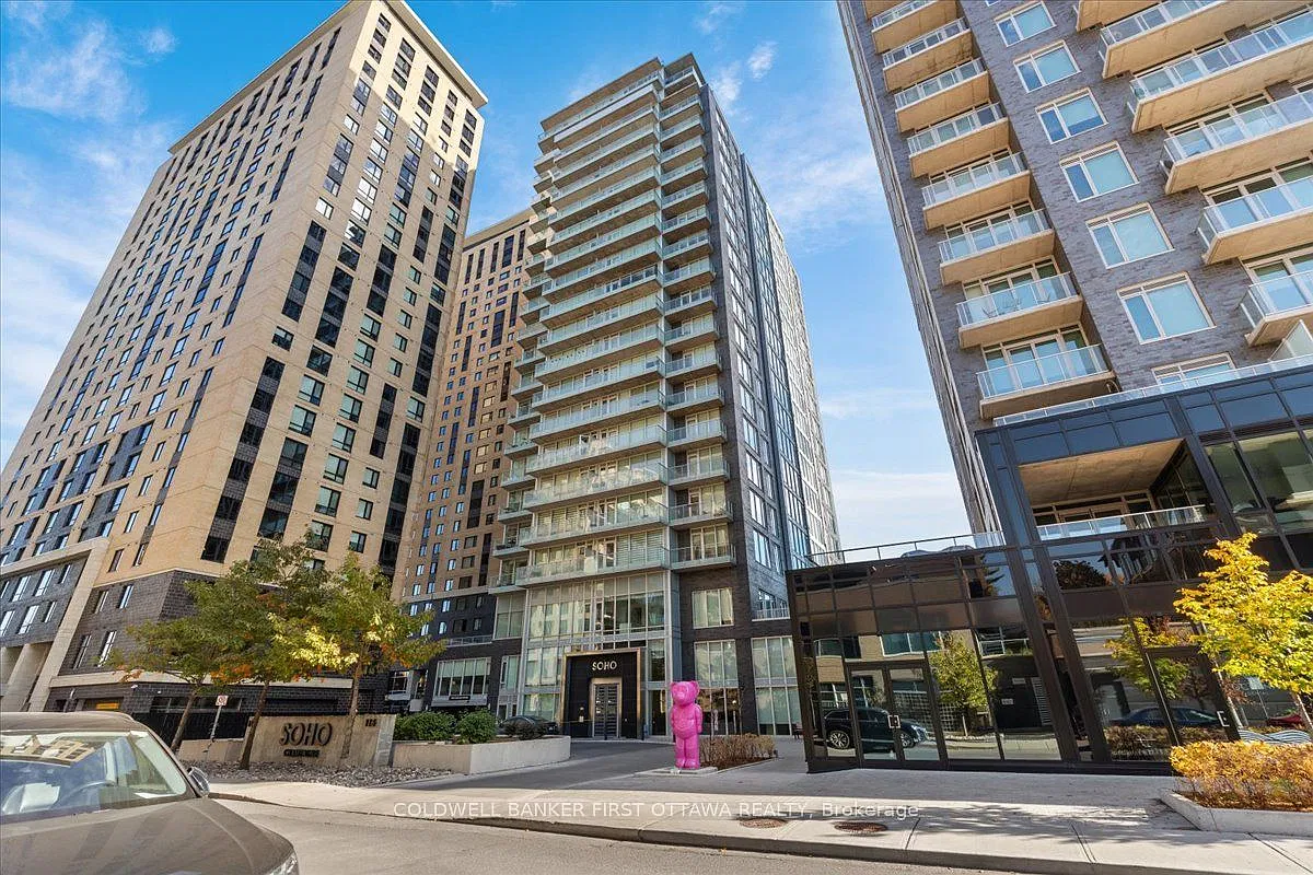 4 bed, $3,500 — Photo 1