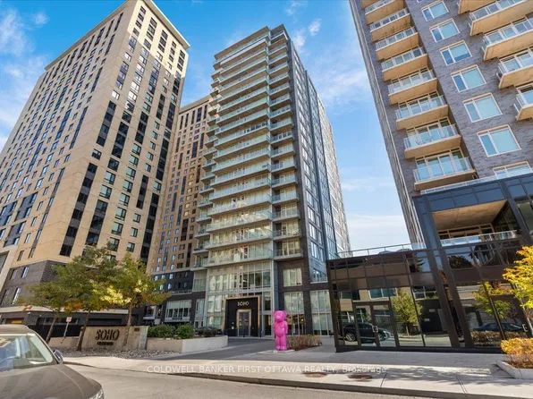 111 Champagne Ave S #909, Ottawa, ON K1S 5V3