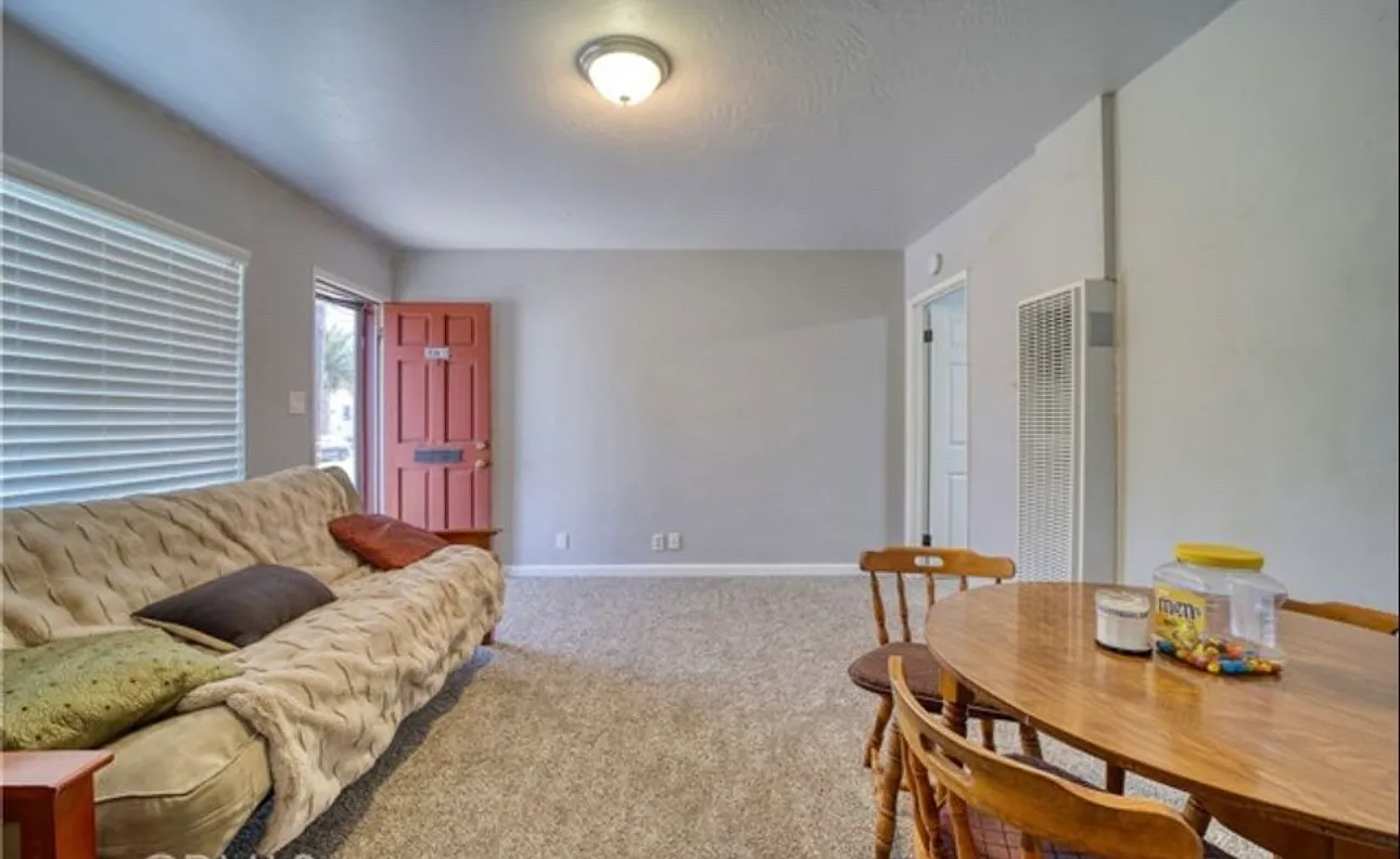 1 bed, $2,000 — Photo 2
