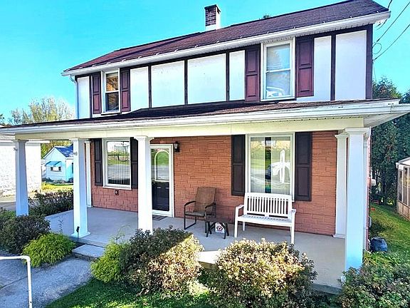 2nd image of 703 Saybrook Pl