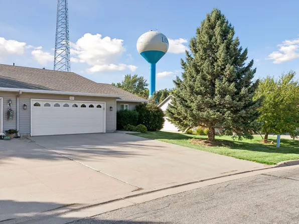 527 4th Circle Dr SE, Lonsdale, MN 55046