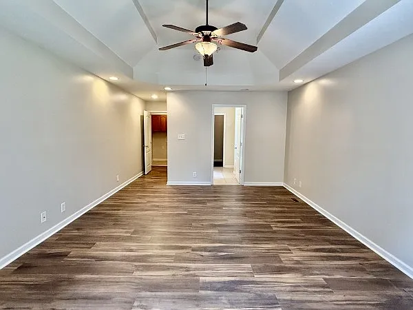 3275 Twelve Oaks Blvd — Photo 13