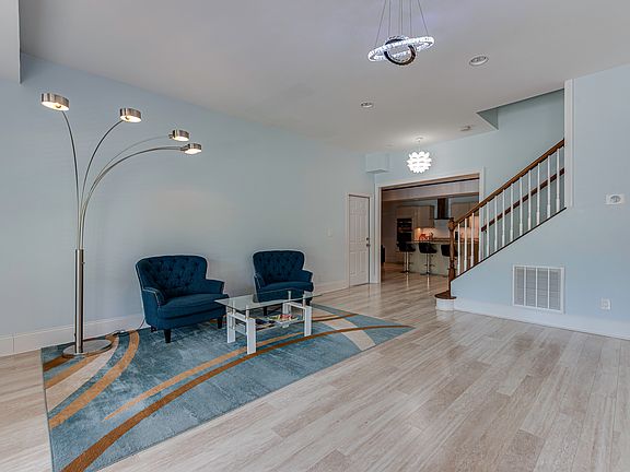 Living Room Sitting
