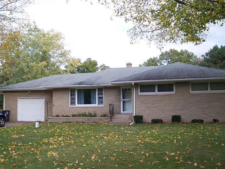 421 Yanke Rd photo 1
