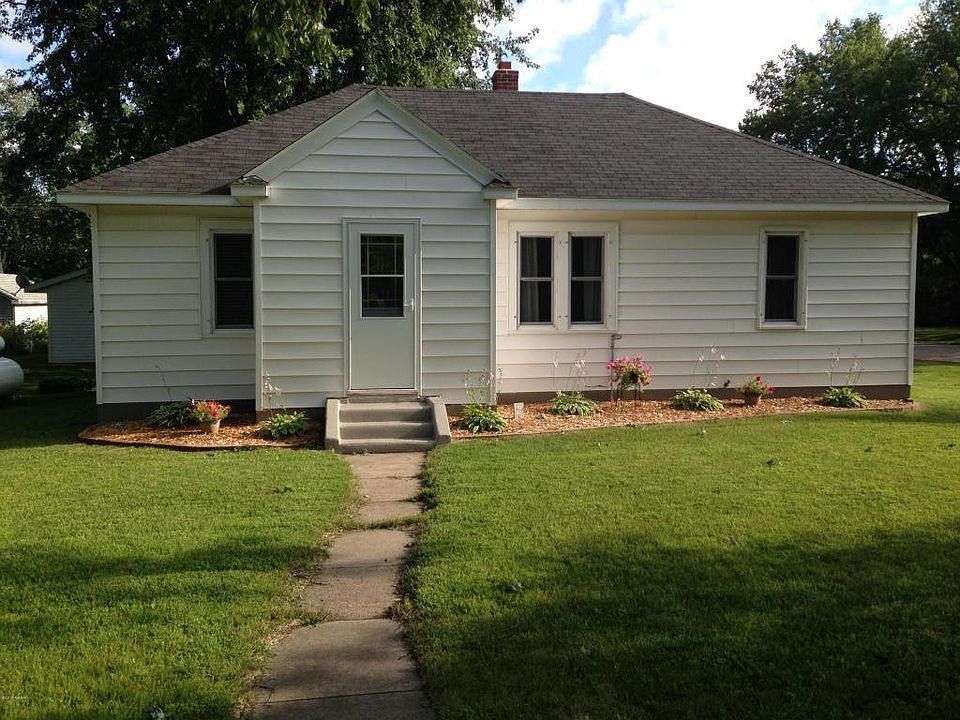 1st image of 323 W Jackson St