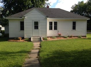 323 W Jackson St, Parkers Prairie, MN 56361