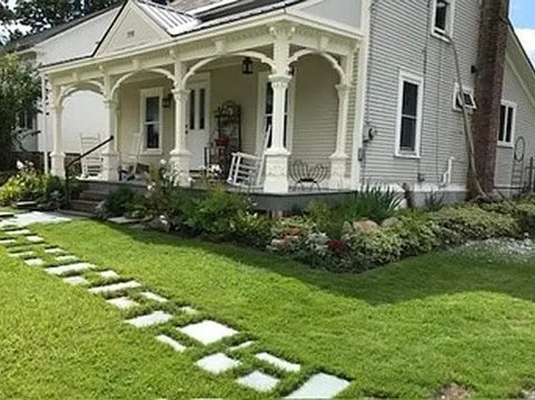 398 E Main St, Middlebury, VT 05753