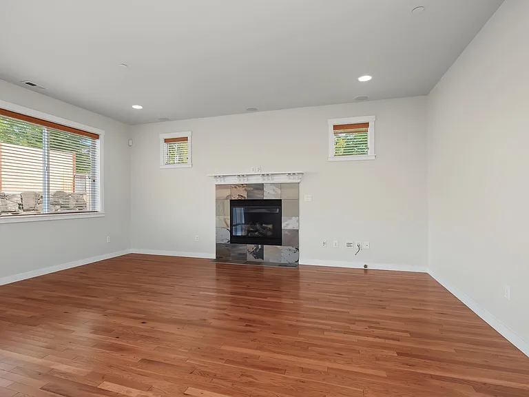 1874 Miller Dr — Photo 9