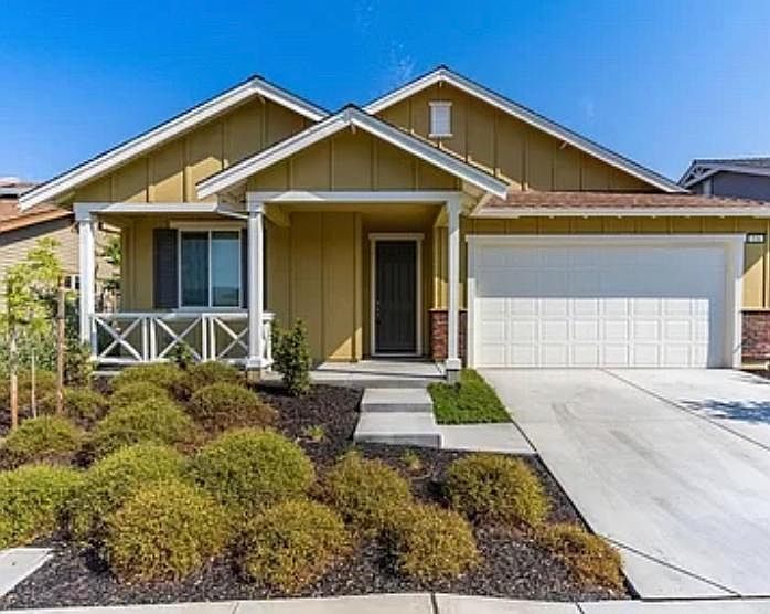 1st image of 536 Spyglass Cir