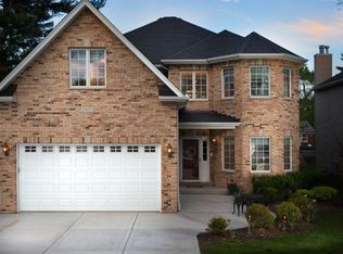 1413 S Addison Ave, Lombard, IL 60148