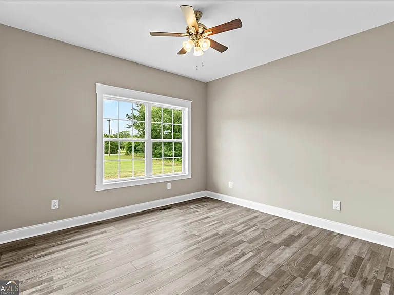 139 Kirby Young Rd SE — Photo 12
