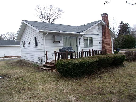 2nd image of 205 W Lincoln St