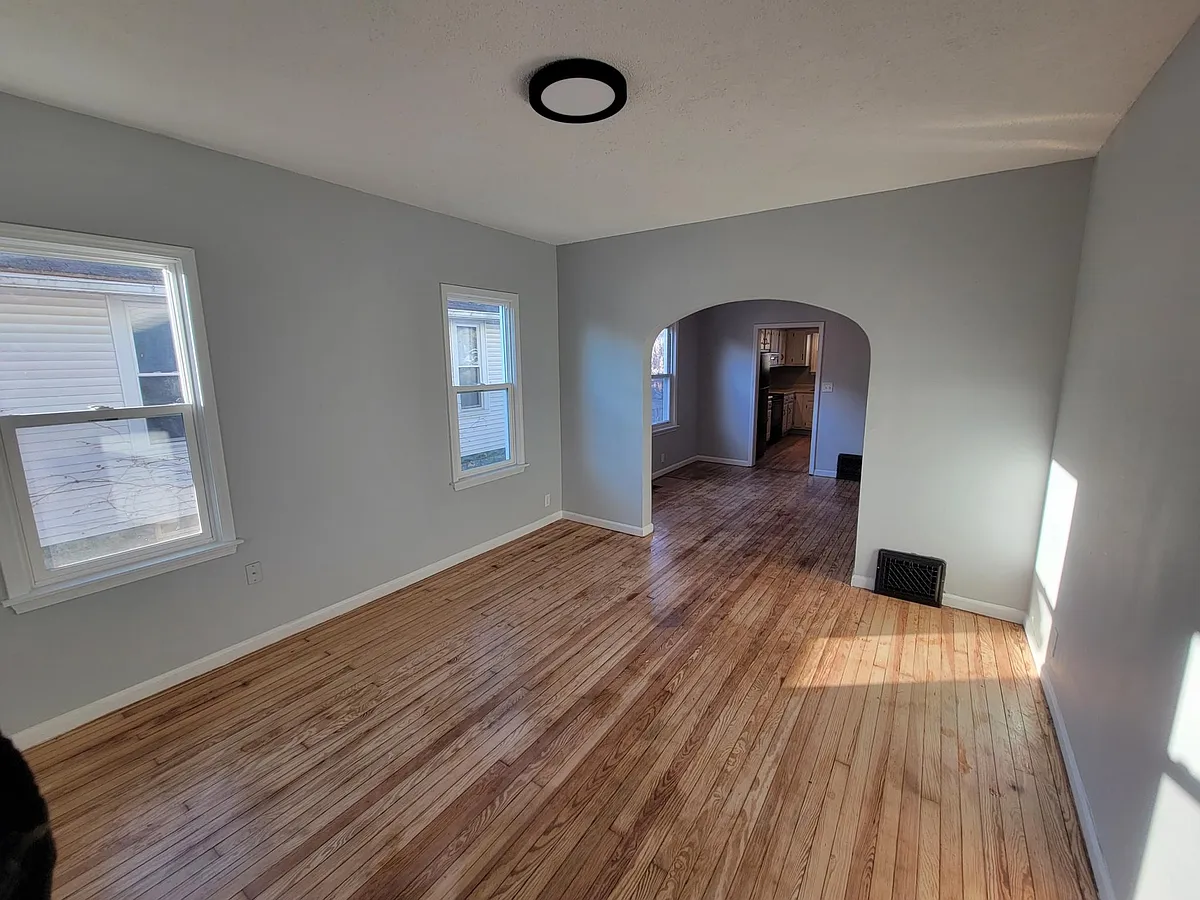 Living room - 1708 Bellemeade Ave