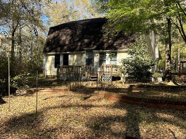 675 Dixon Nursery Rd, Brewton, AL 36426