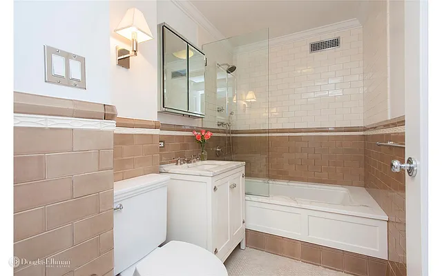 Rented by Douglas Elliman | media 4