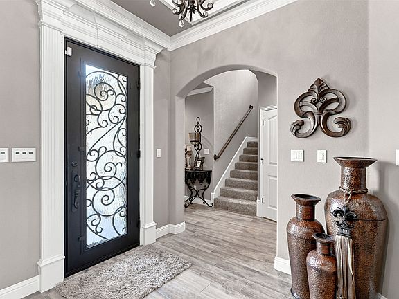 2nd image of 1601 Malibu Bay Ct