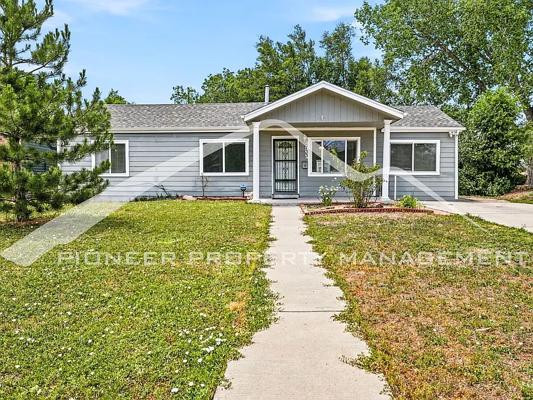 2733 S Glencoe St — Photo 1