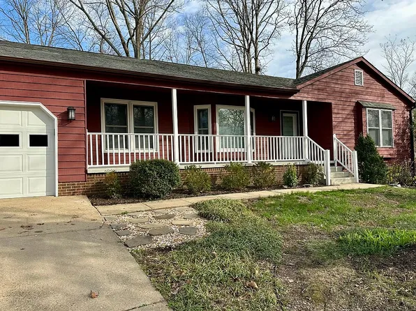 608 Pleasants Dr, Fredericksburg, VA 22407