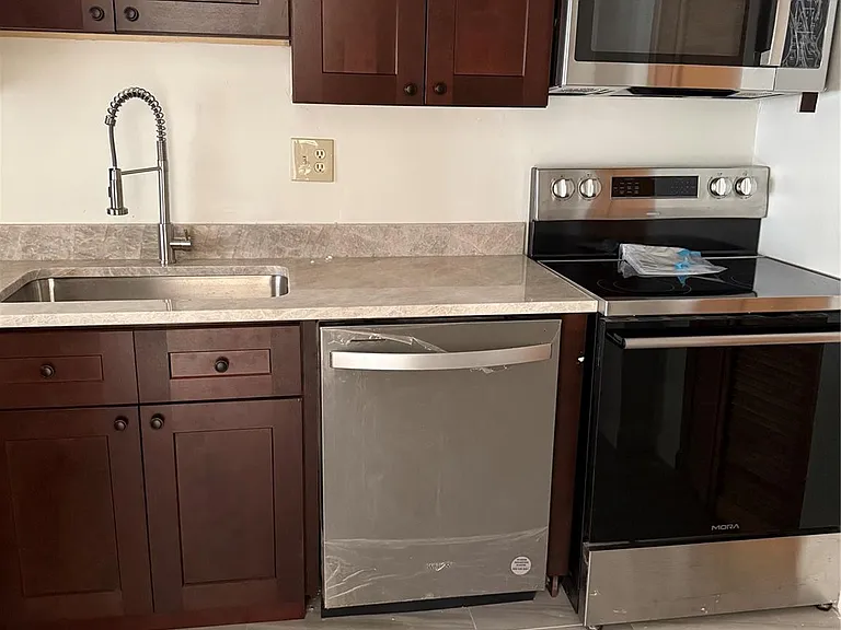 7901 Colony Cir S #201 — Photo 1