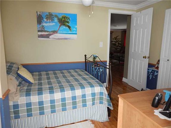 5th image of 2943 W Marina Dr