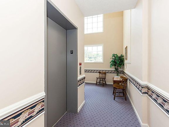 2nd image of 109 Sunshine Ct Unit G
