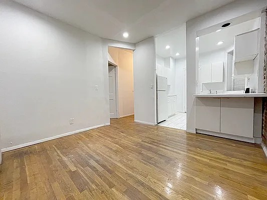 Rented by AJ Clarke | media 16