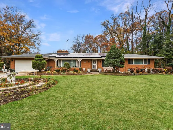 4910 Stan Haven Rd, Temple Hills, MD 20748