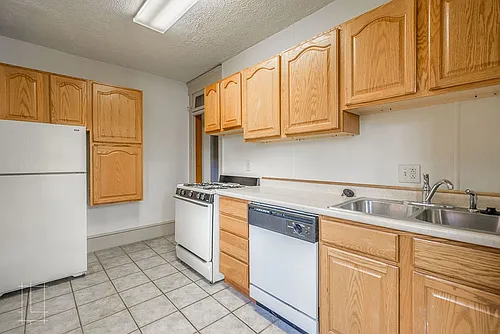 83 King Ave Photo 1