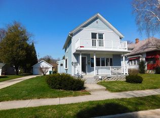 1115 12th Ave, Grafton, WI 53024