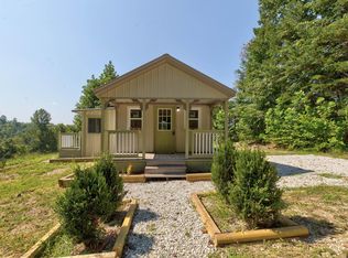 100 Lyons Cemetery Rd, Morehead, KY 40351