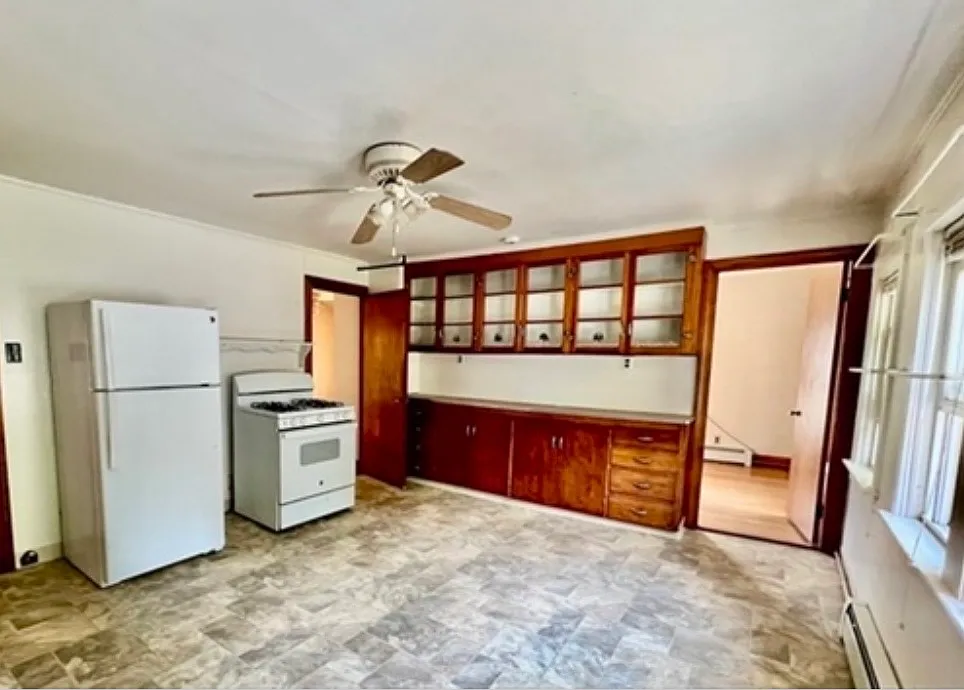 2 bed, 1100 sqft, $2,000 — Photo 2