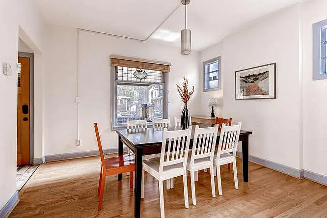 Dining space for 8