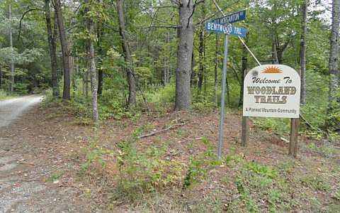 1st image of 1 Woodland Dr
