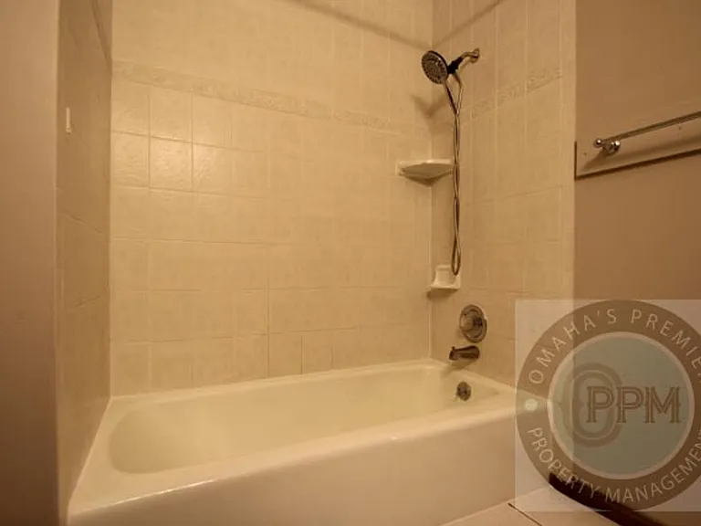 14128 Patrick Ave — Photo 10