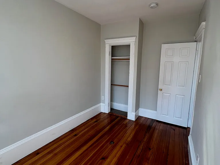 70 Joy St #10 — Photo 16