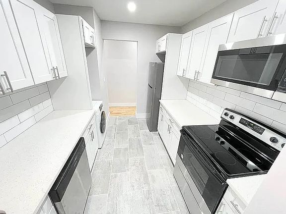 2nd image of 56 Fort Washington Ave #11A