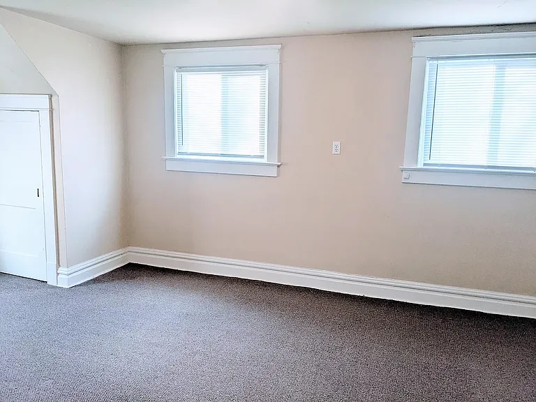2208 Highland Ave — Photo 10