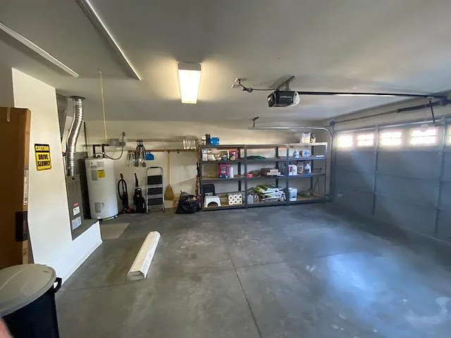 6 Coburn Ln — Photo 25