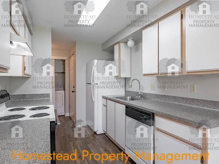 4311-4373 Independence Hwy — Photo 8
