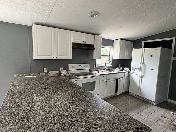 3rd image of 2371 Appaloosa Rd