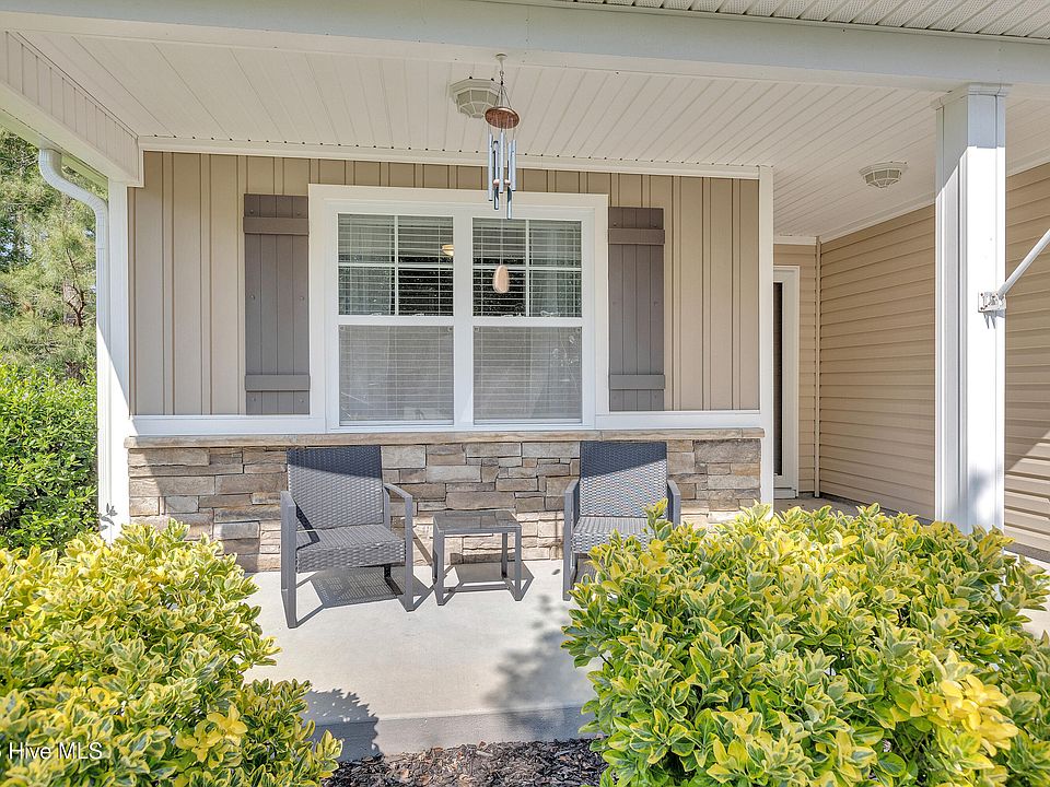 1st image of 117 Oyster Landing Dr