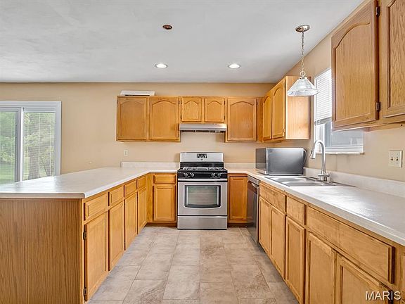 5th image of 837 Kendra Ann Dr