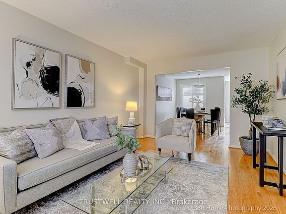 3rd image of 224 Hollingham Rd