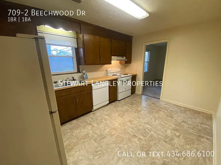 709-2 Beechwood Dr — Photo 8